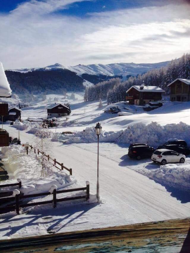 Canton 520 Camera Matrimoniale E Appartamento Self Check In Livigno Exterior foto