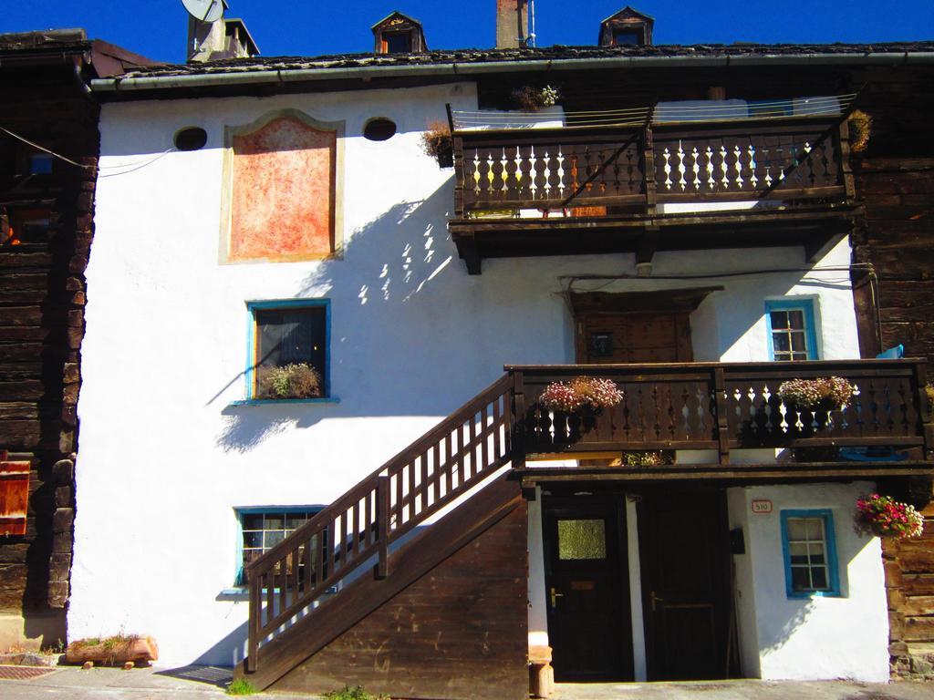 Canton 520 Camera Matrimoniale E Appartamento Self Check In Livigno Exterior foto